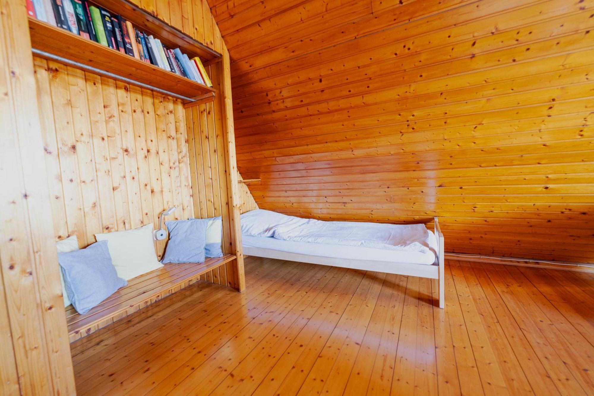 Ferienhaus Schoene Aussicht Ferienwohnung Gelb Hemfurth-Edersee المظهر الخارجي الصورة
