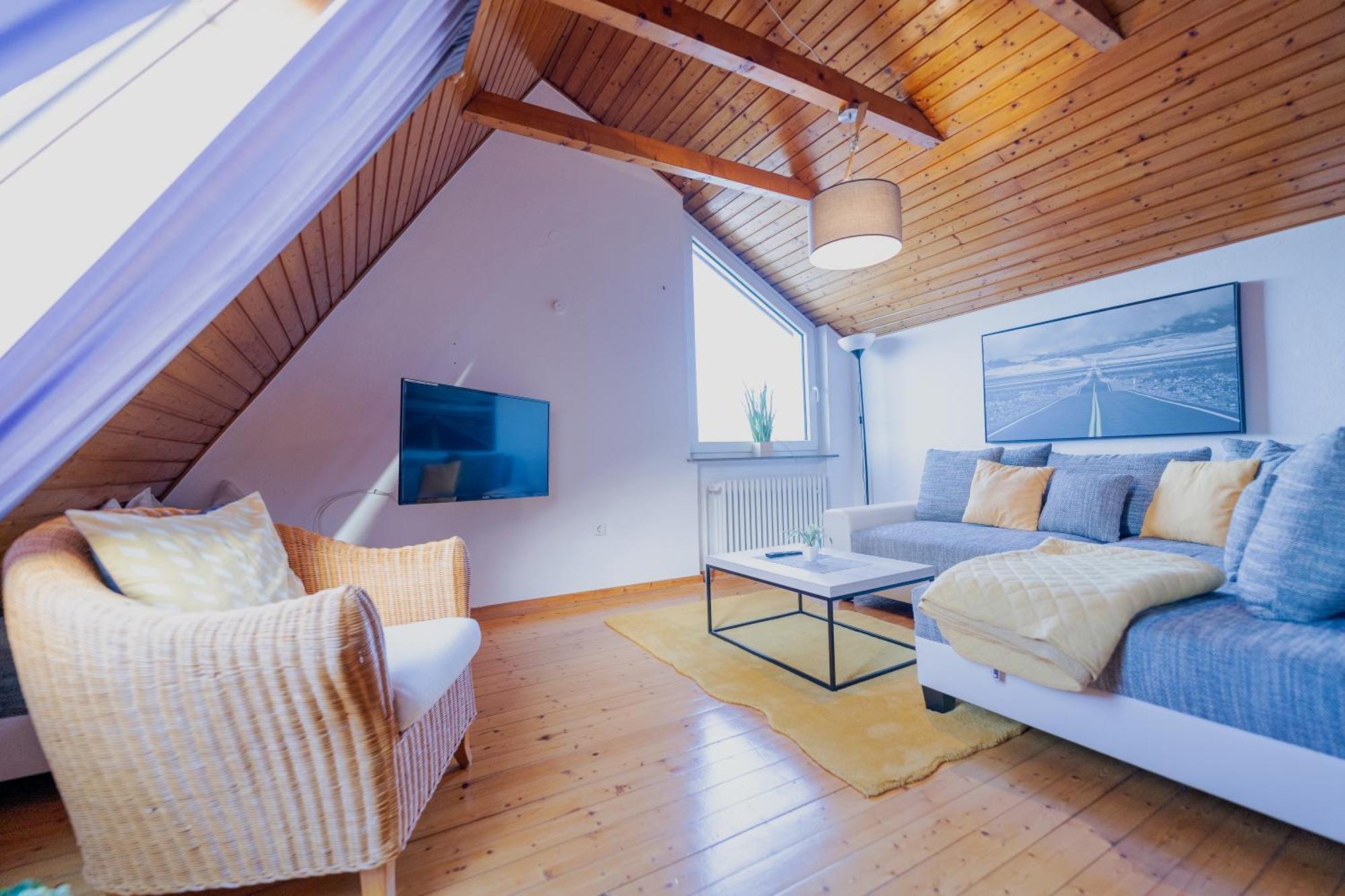 Ferienhaus Schoene Aussicht Ferienwohnung Gelb Hemfurth-Edersee المظهر الخارجي الصورة